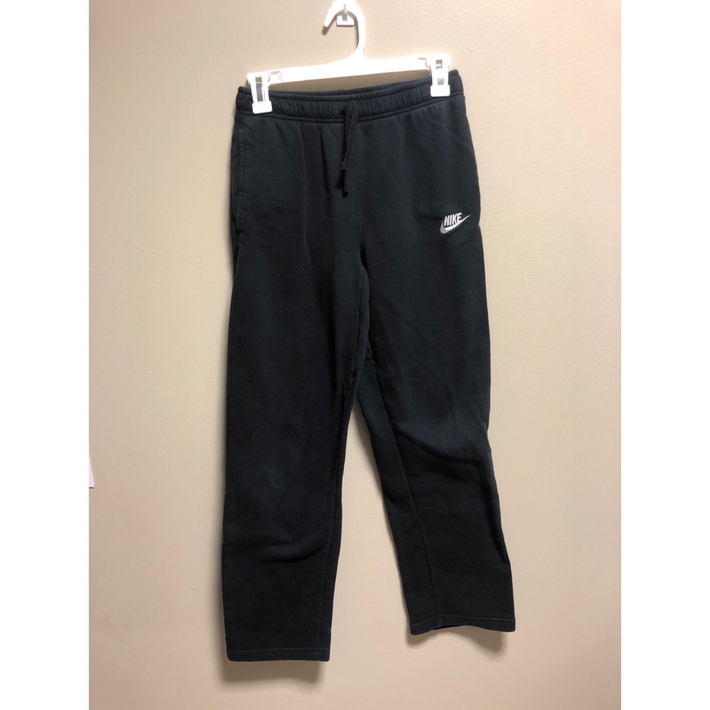 Girl’s XL black Nike sweatpants